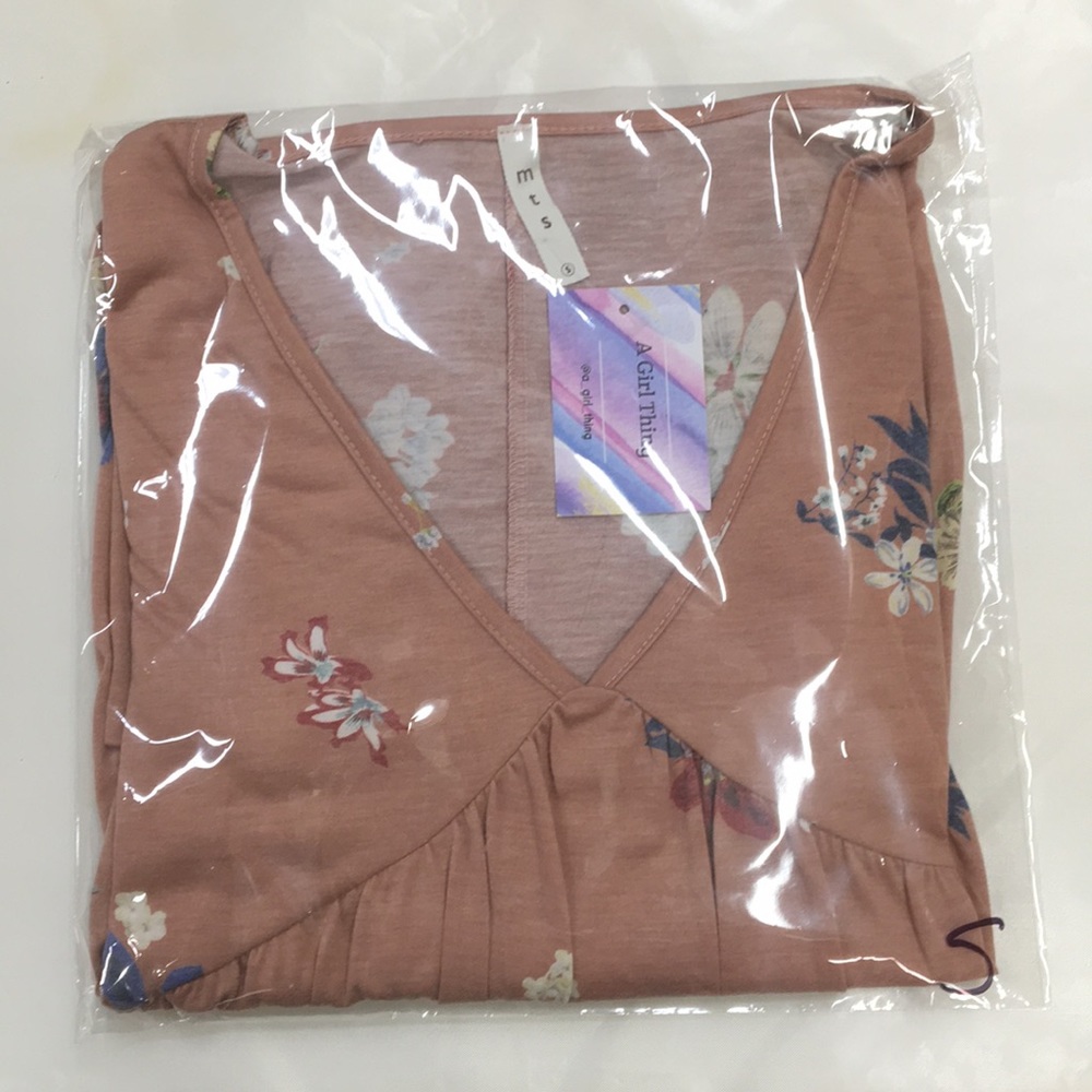 NWT! Blush Pink & Floral Print Bell Sleeve Dress - Picture 7 of 7
